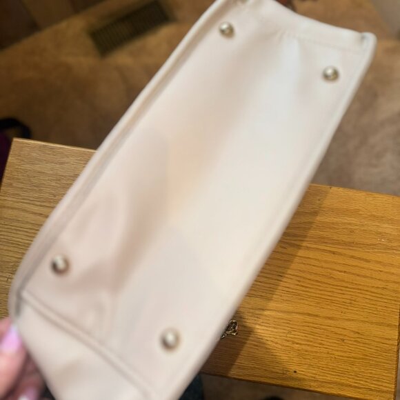 Vegan Tan Classy Shoulder Purse - Picture 3 of 7